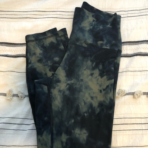 90 Degrees capri leggings - Picture 2 of 2